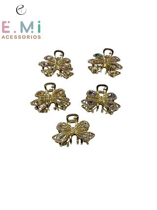 Presilha Dourada com Pedraria